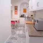 דירה Alfama Shabby Chic Flat *